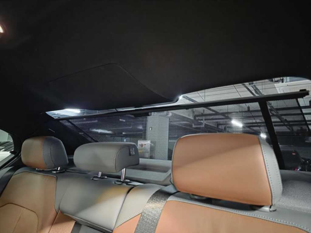 BMW 5-Series — photo 20
