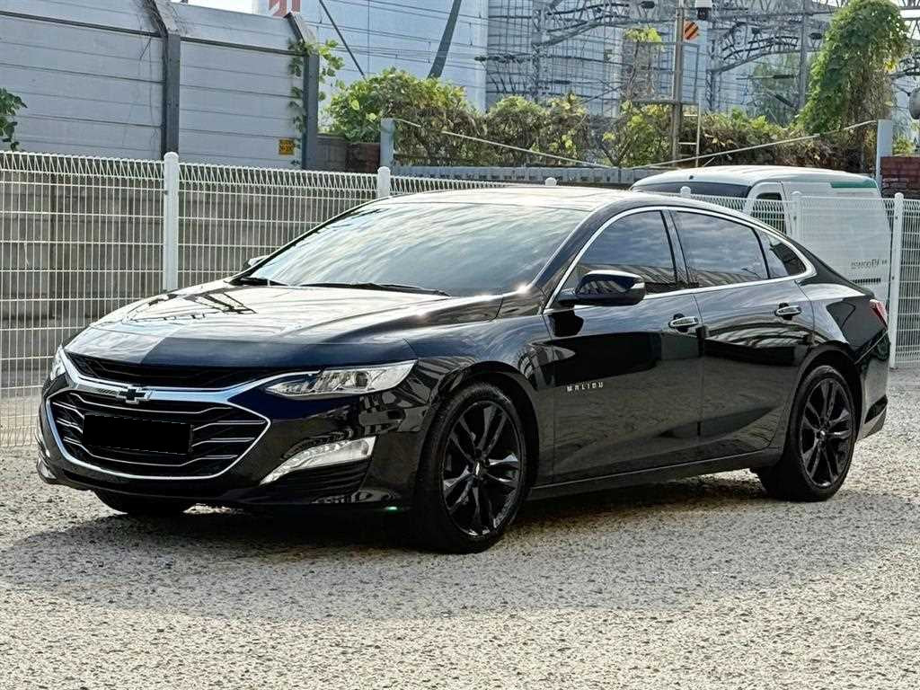 CHEVROLET Malibu — photo 02