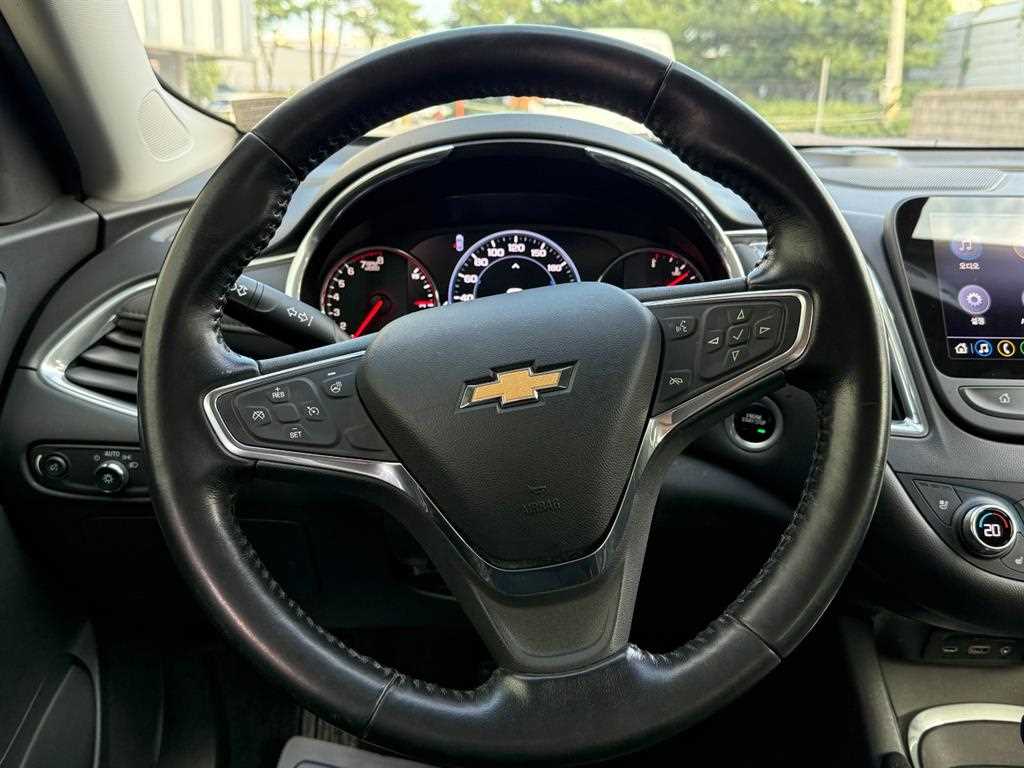 CHEVROLET Malibu — photo 08