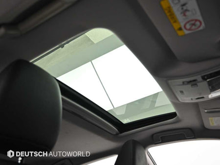 Lexus ES — photo 18