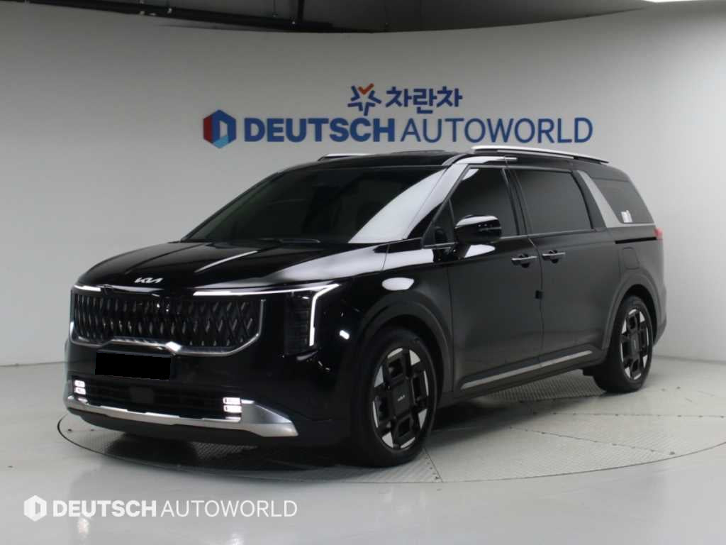 Kia Carnival — photo 01