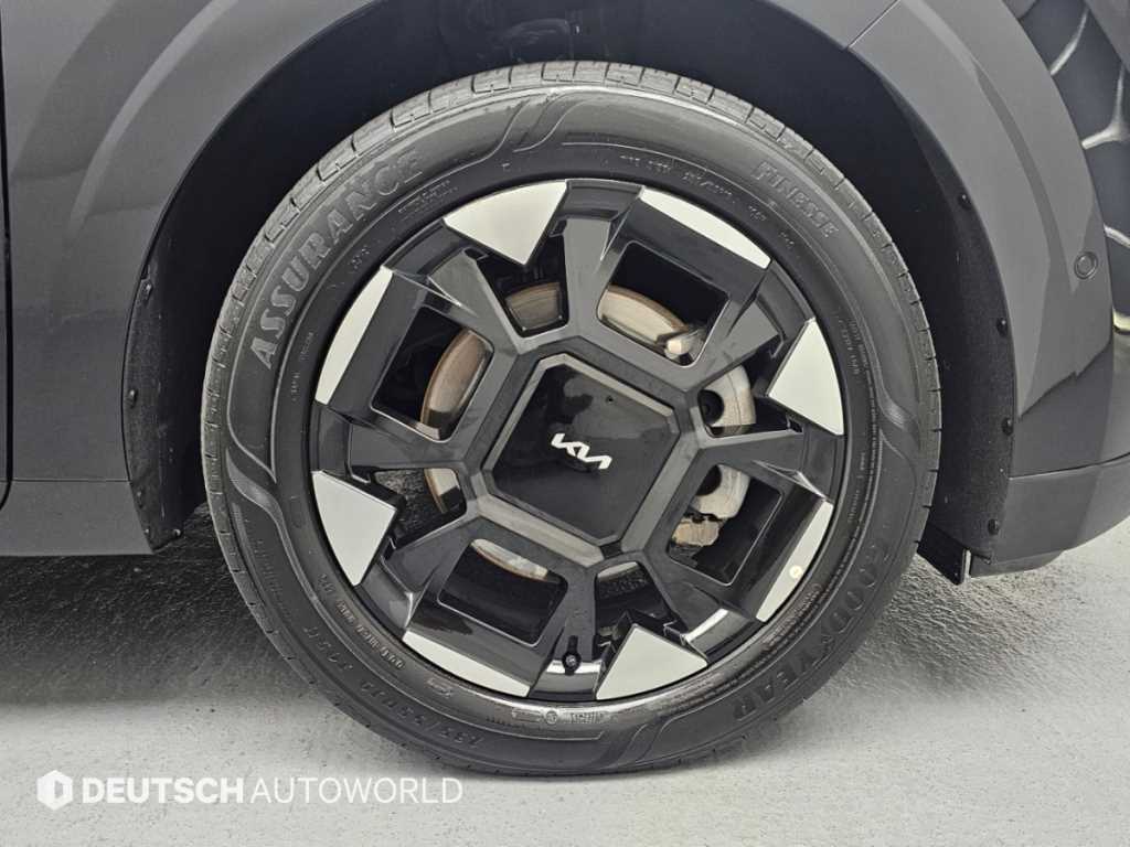 Kia Carnival — photo 05