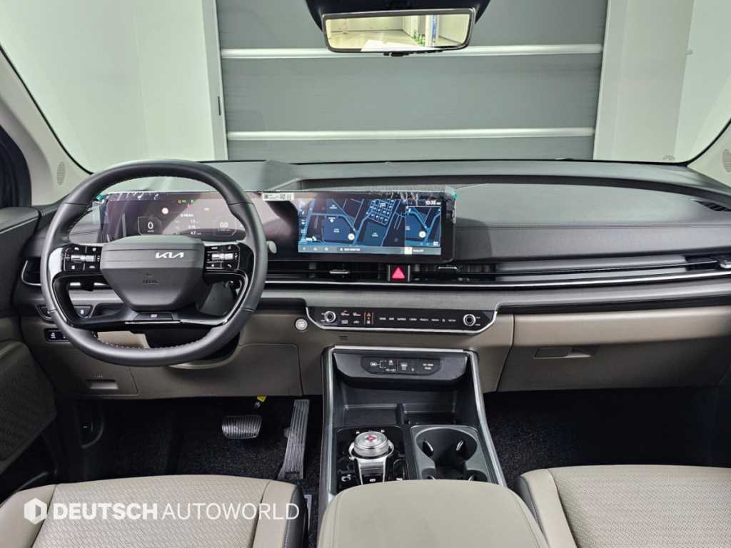 Kia Carnival — photo 07