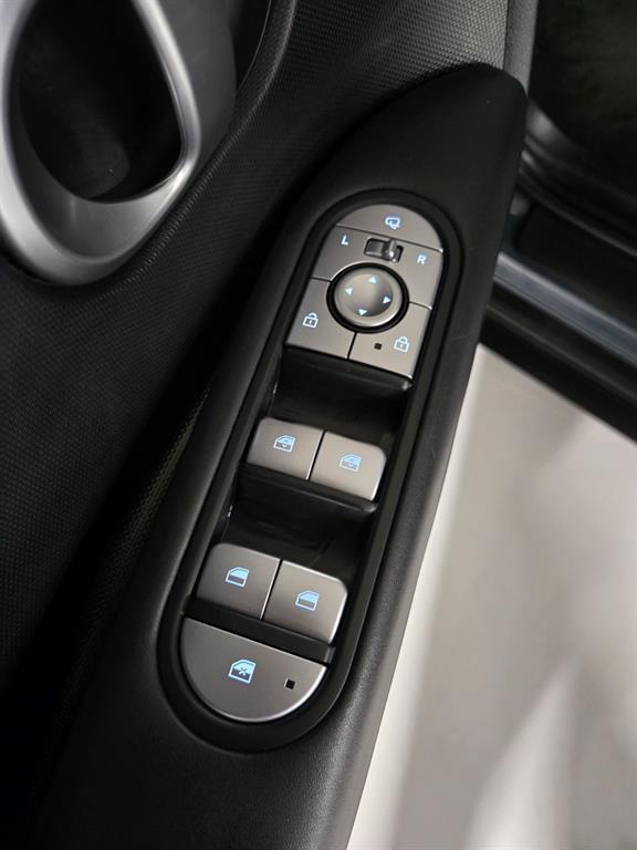 Hyundai Ioniq5 — photo 16