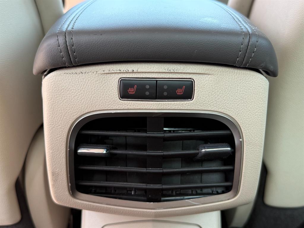 Lincoln MKZ — photo 15