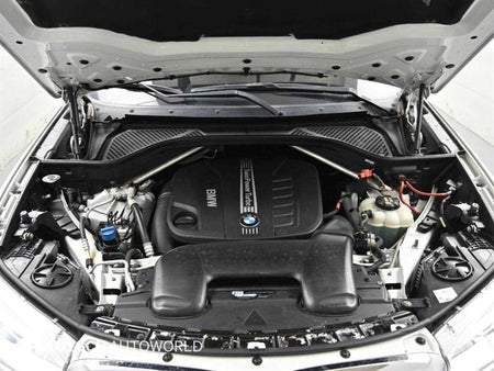 BMW X6 — photo 06