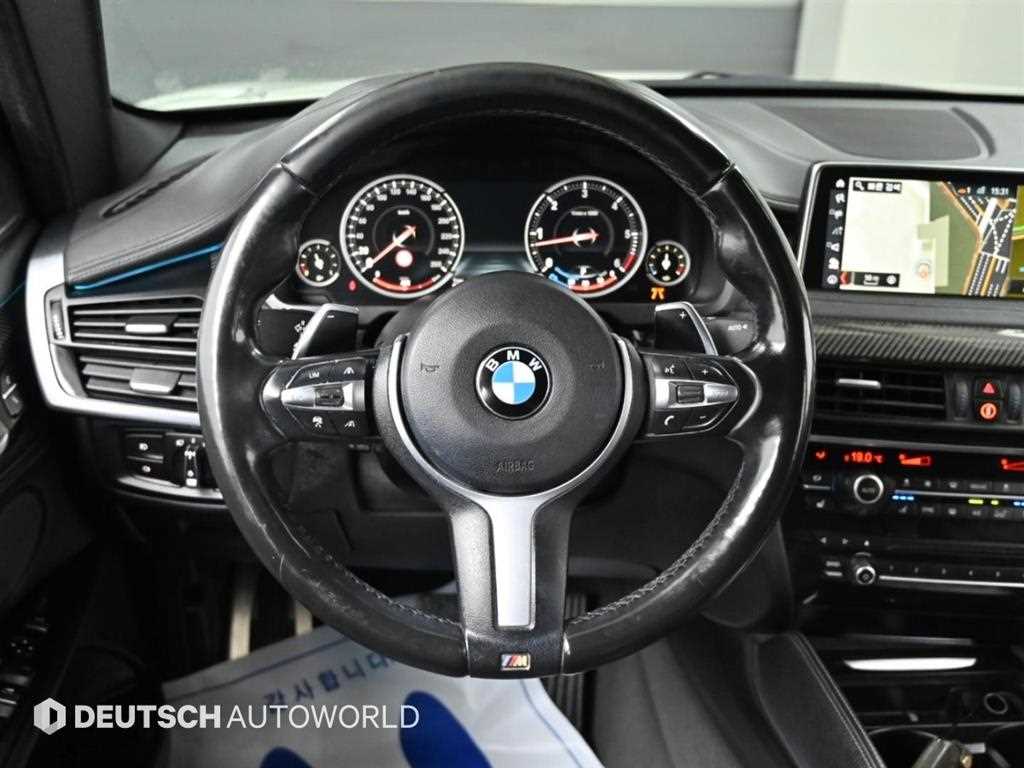 BMW X6 — photo 12