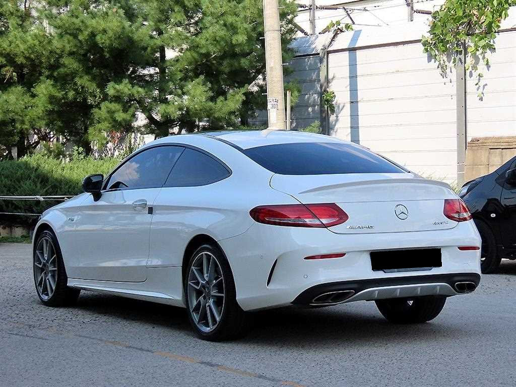 Mercedes-Benz C-Class — photo 03
