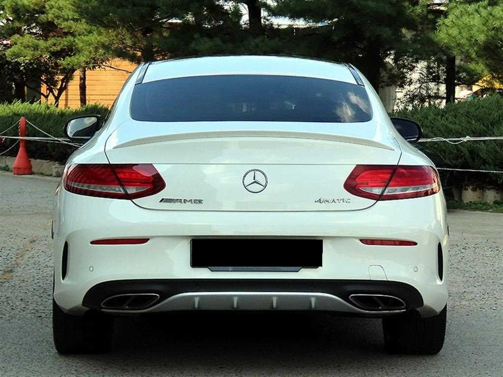 Mercedes-Benz C-Class — photo 04