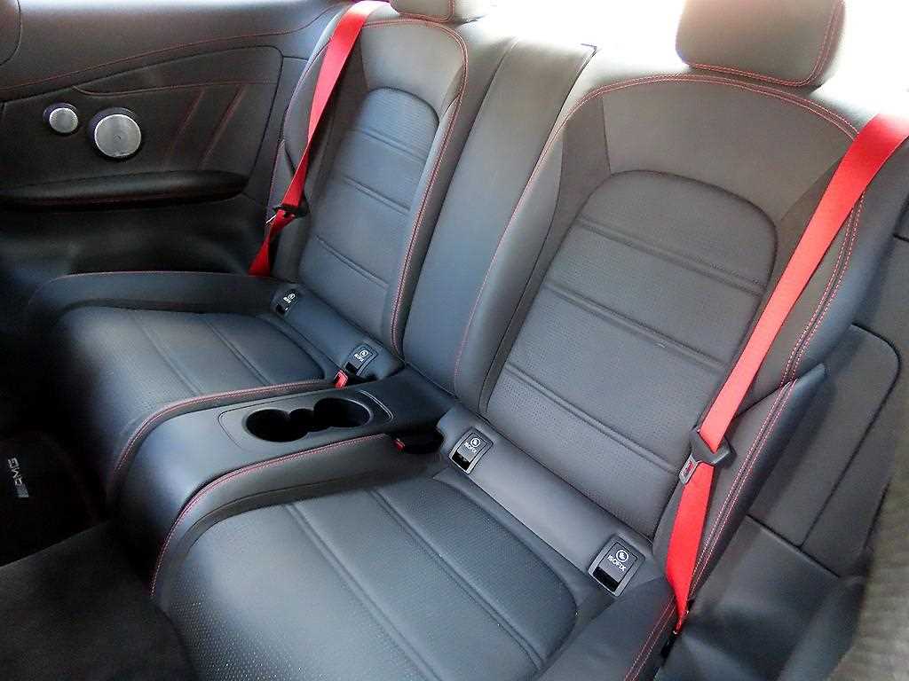 Mercedes-Benz C-Class — photo 06