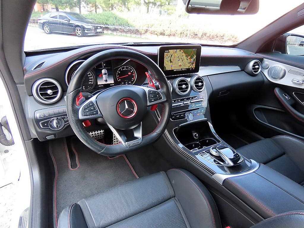 Mercedes-Benz C-Class — photo 07