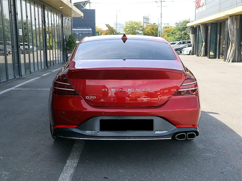 Genesis G70 — photo 03