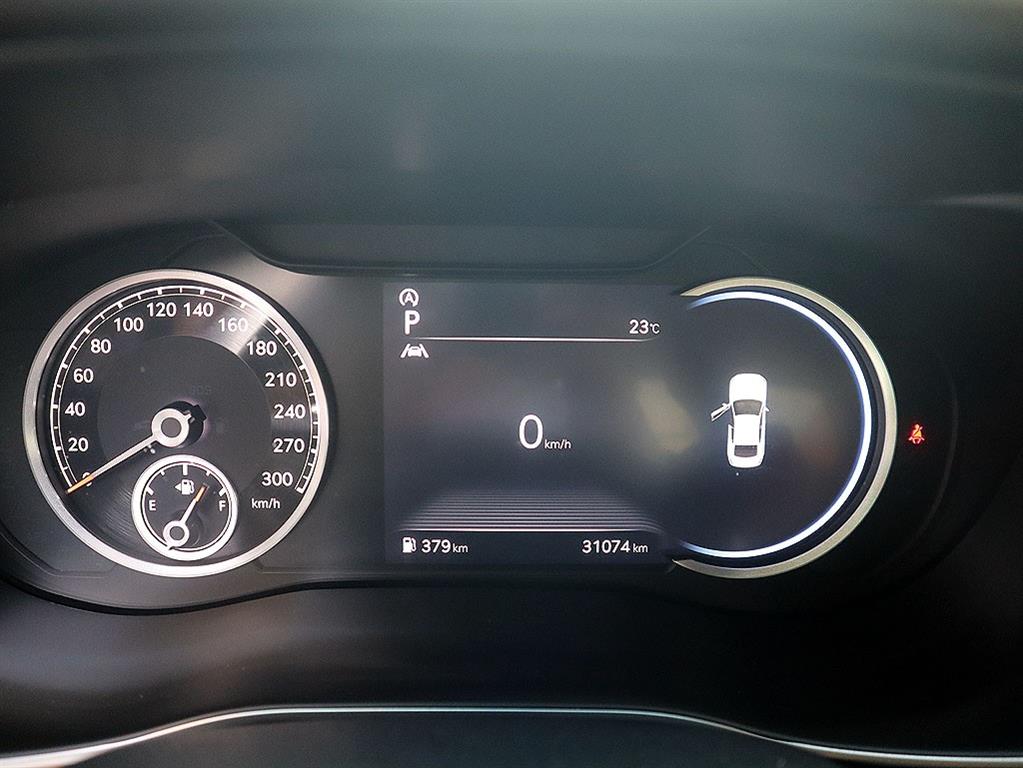 Genesis G70 — photo 09