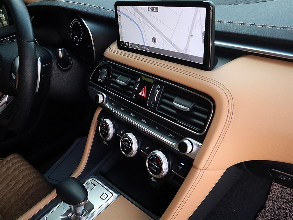 Genesis G70 — photo 11