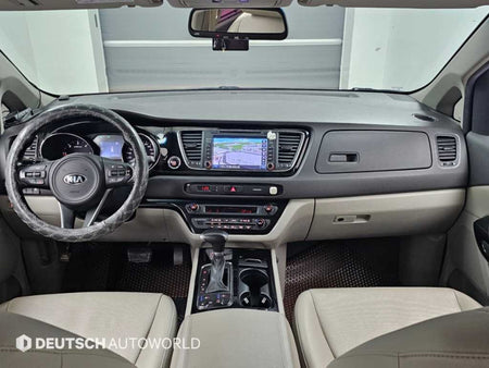 Kia Carnival — photo 07