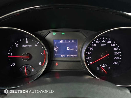 Kia Carnival — photo 08