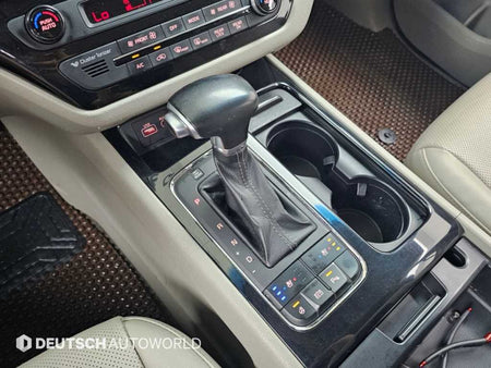 Kia Carnival — photo 09