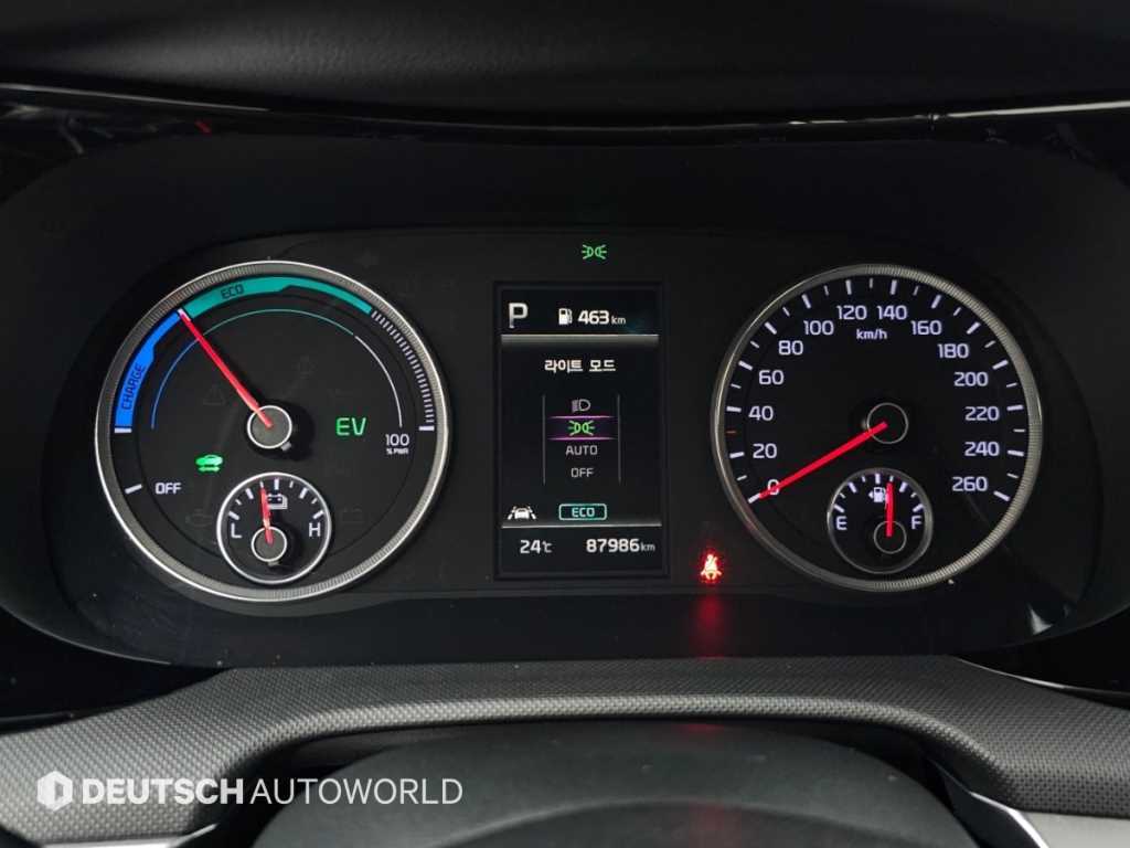 Kia K5 — photo 08