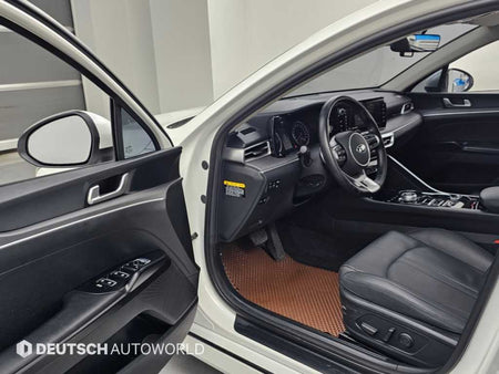 Kia K5 — photo 11