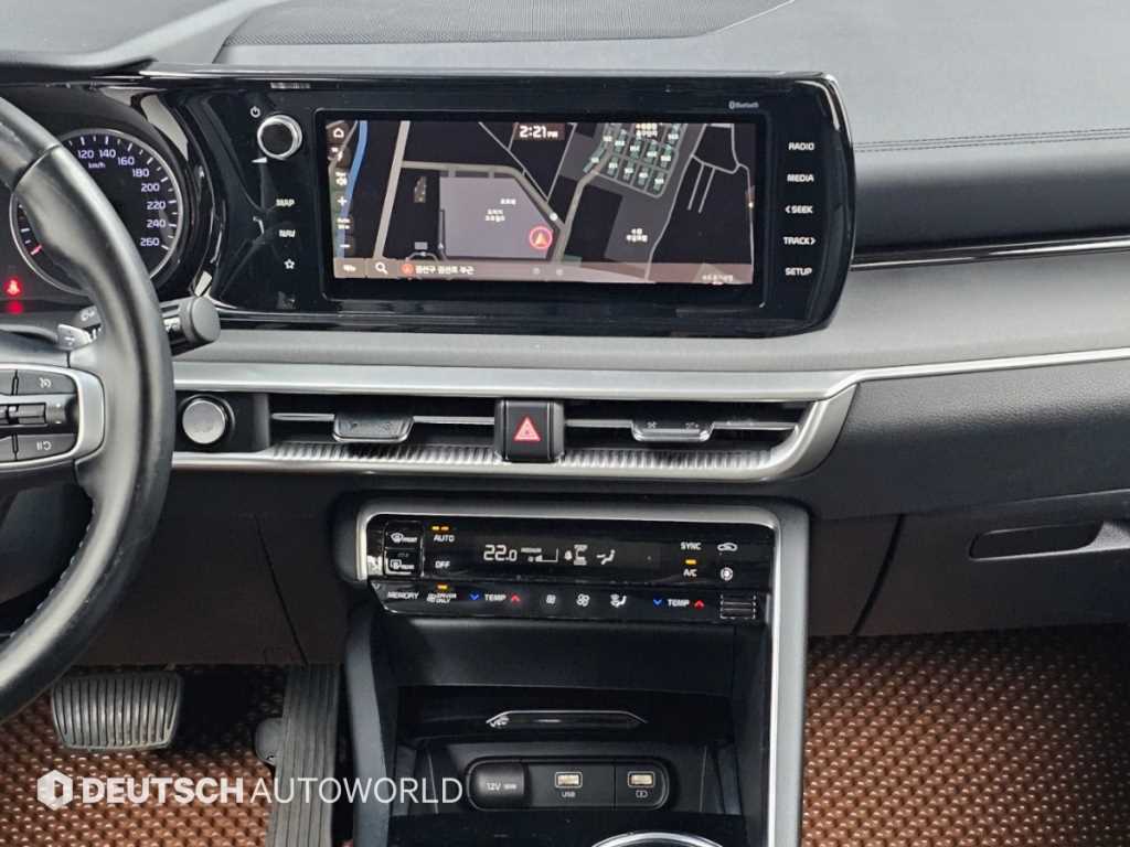 Kia K5 — photo 14