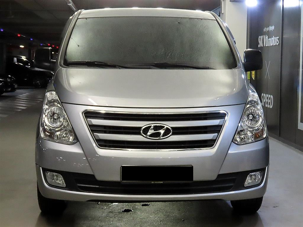 Hyundai Starex — photo 02
