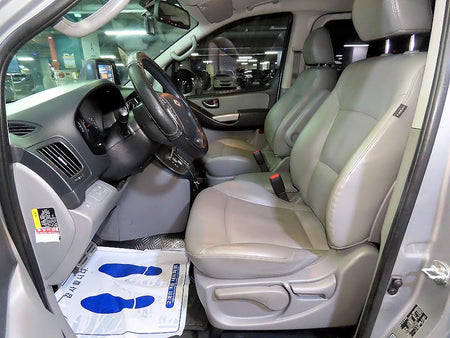 Hyundai Starex — photo 06
