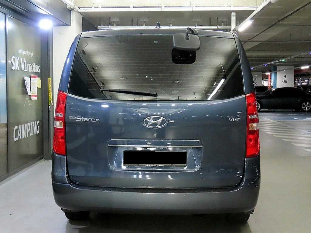 Hyundai Starex — photo 05