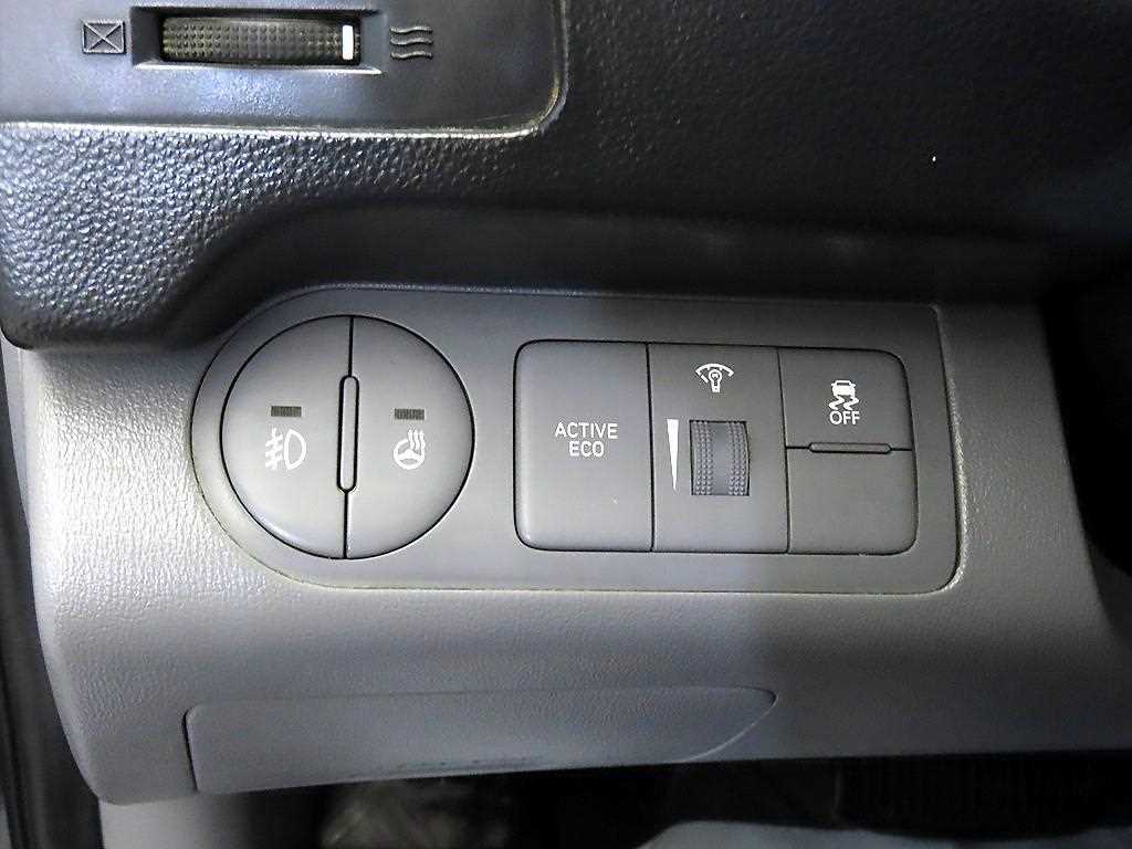 Hyundai Starex — photo 14