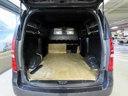 Hyundai Starex — photo 17