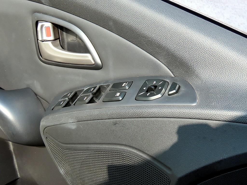 Hyundai Tucson — photo 11