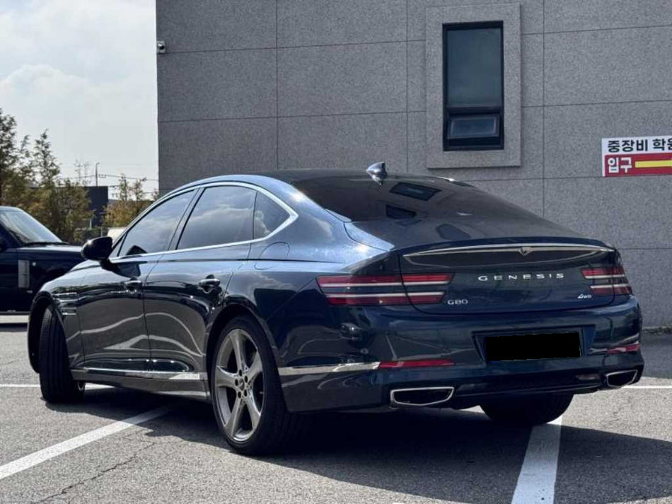 Genesis G80 — photo 02