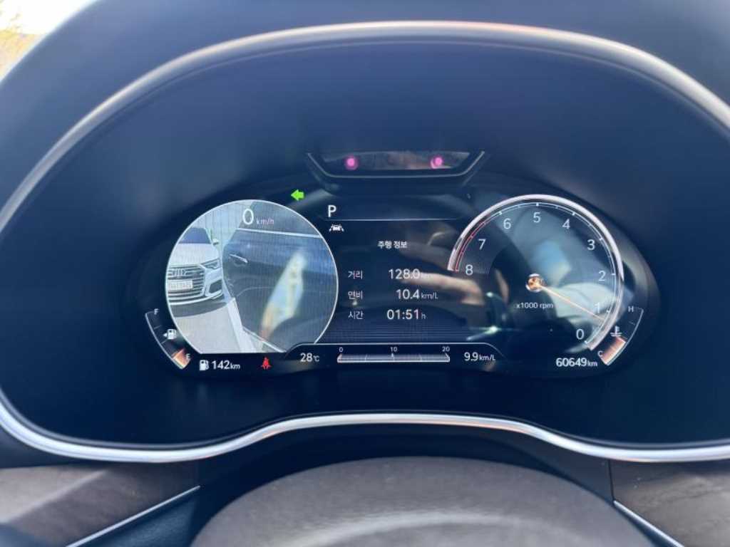 Genesis G80 — photo 11