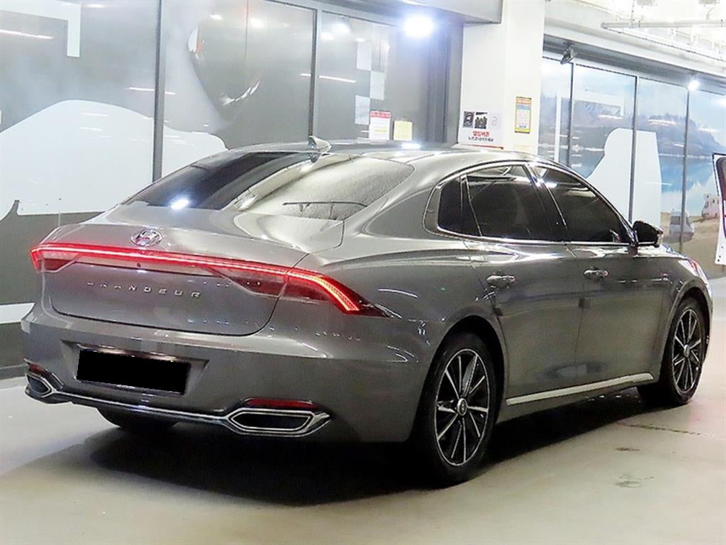 Hyundai Grandeur — photo 04