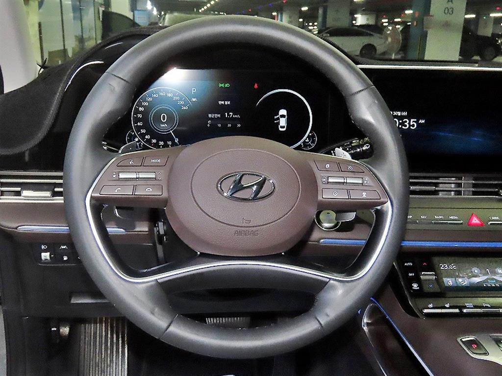 Hyundai Grandeur — photo 08