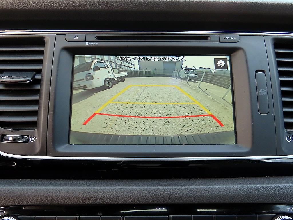 Kia Carnival — photo 15