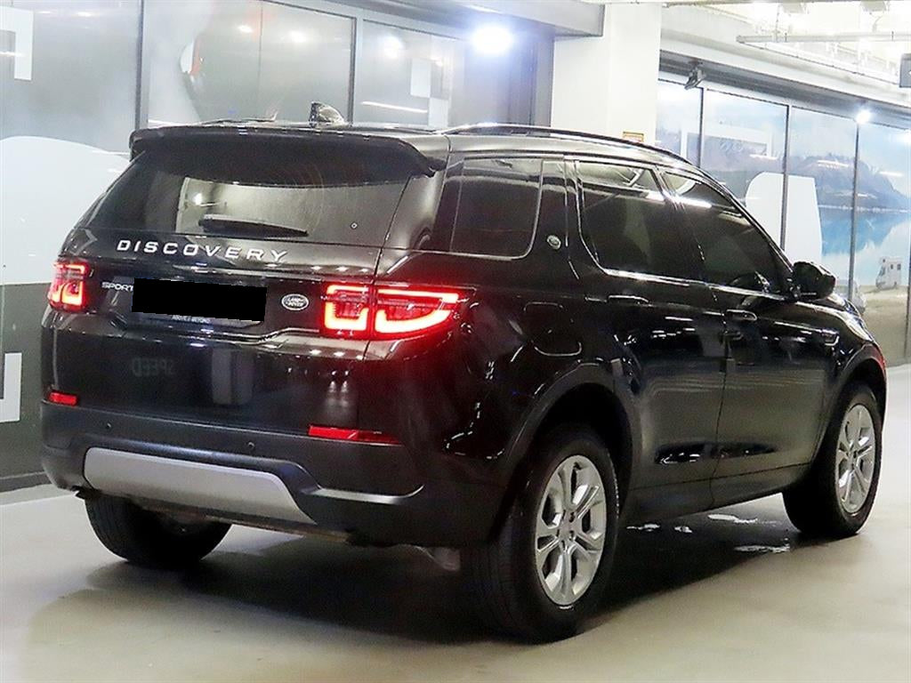 Land Rover Discovery Sport — photo 04
