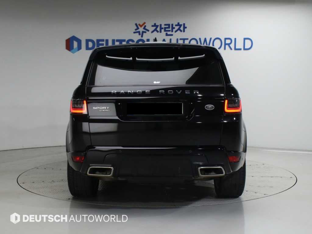 Land Rover Range Rover Sport — photo 04