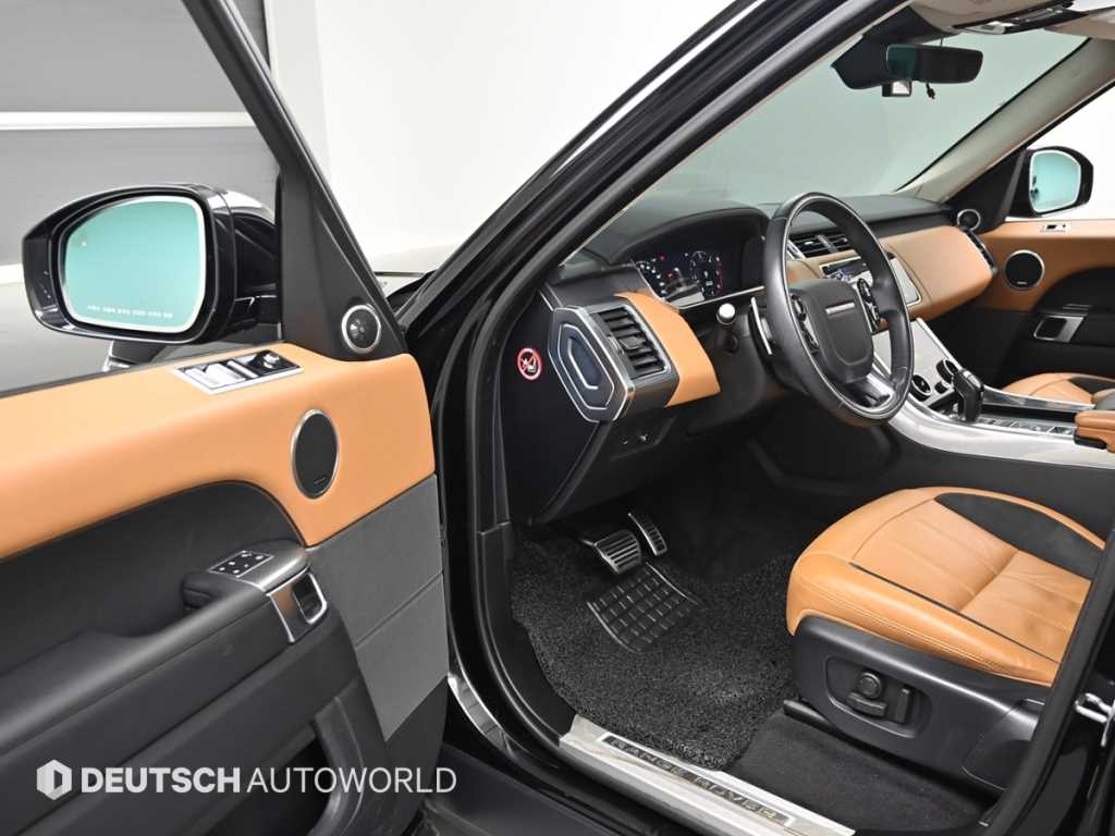 Land Rover Range Rover Sport — photo 11