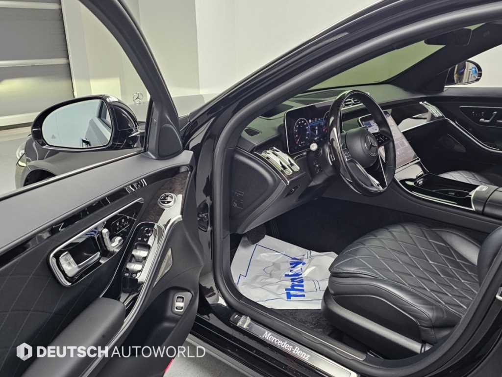 Mercedes-Benz S-Class — photo 11