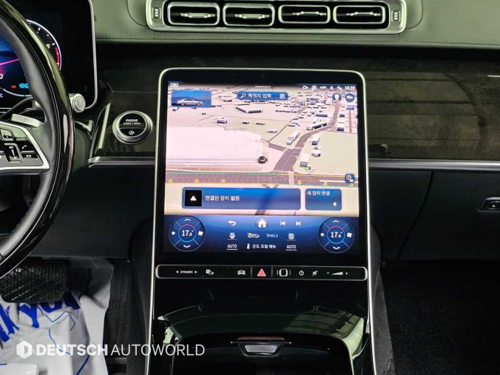 Mercedes-Benz S-Class — photo 14