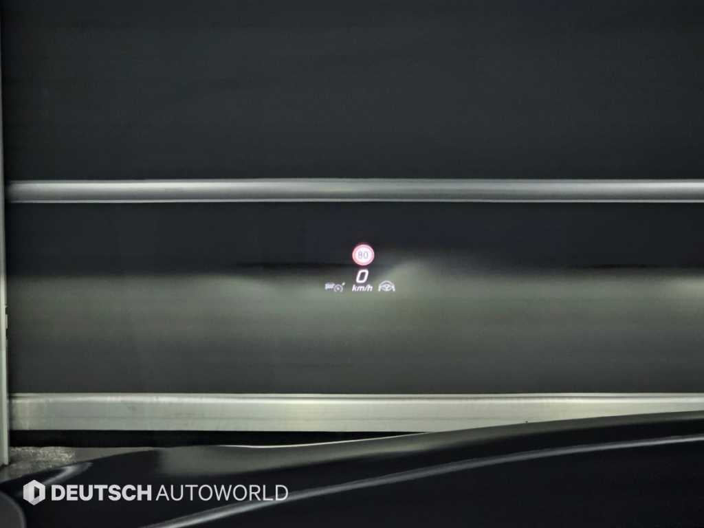 Mercedes-Benz S-Class — photo 17