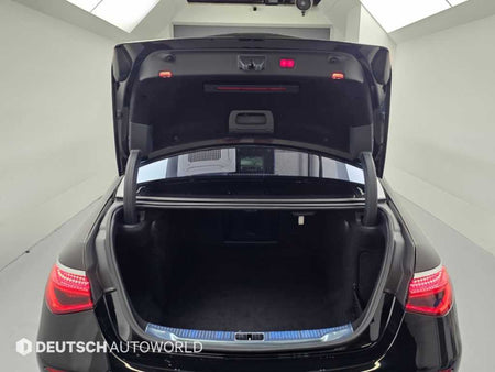 Mercedes-Benz S-Class — photo 19