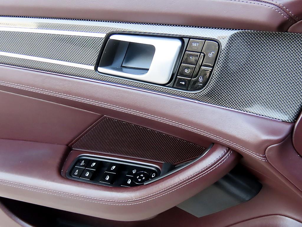Porsche Panamera — photo 11
