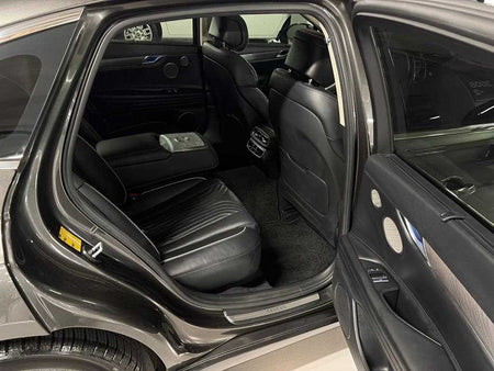 Genesis G80 — photo 16