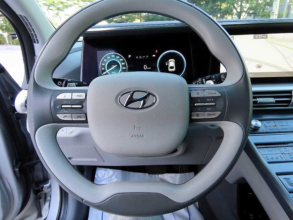 Hyundai Nexo — photo 08