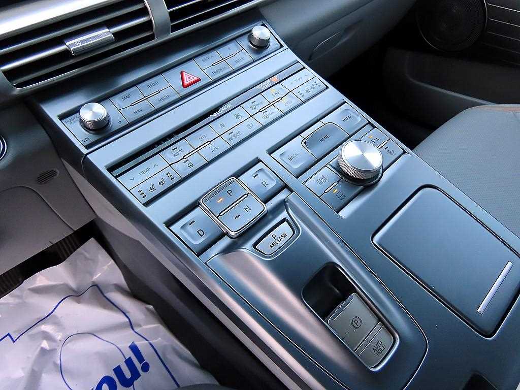 Hyundai Nexo — photo 10
