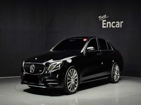 Mercedes-Benz E-Class — photo 01