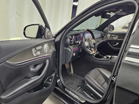 Mercedes-Benz E-Class — photo 10