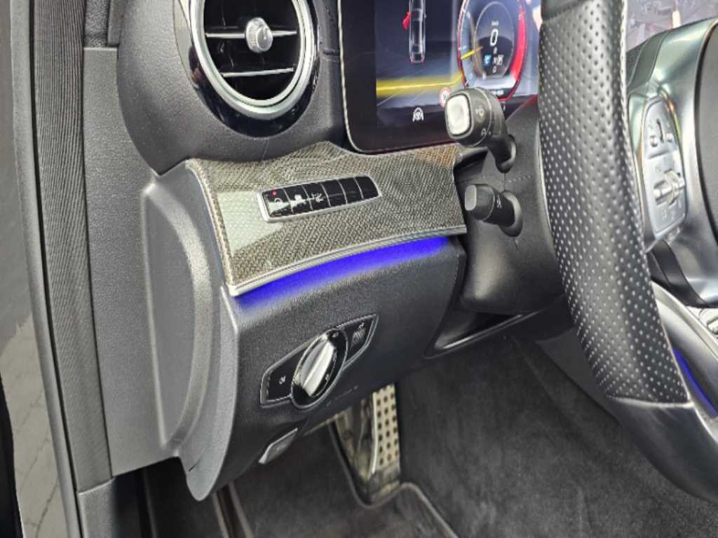 Mercedes-Benz E-Class — photo 16
