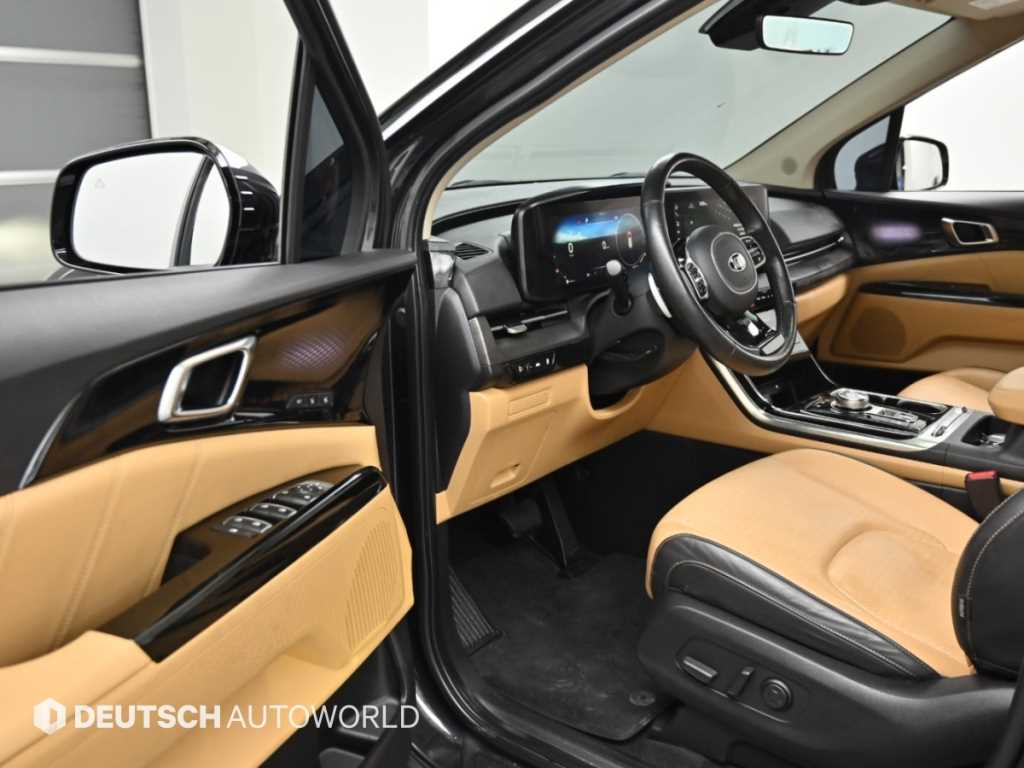 Kia Carnival — photo 11